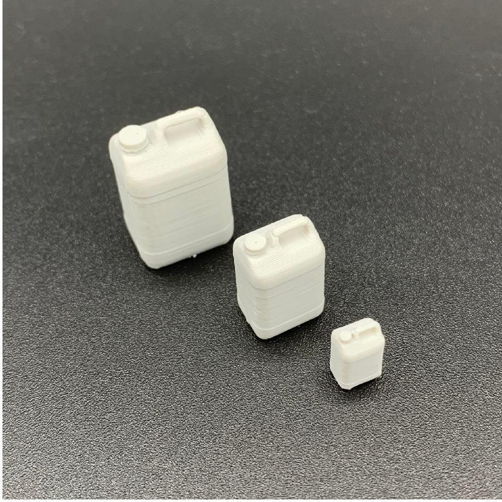 Plastic Bottle – Model Scale Accessory - Model Realm