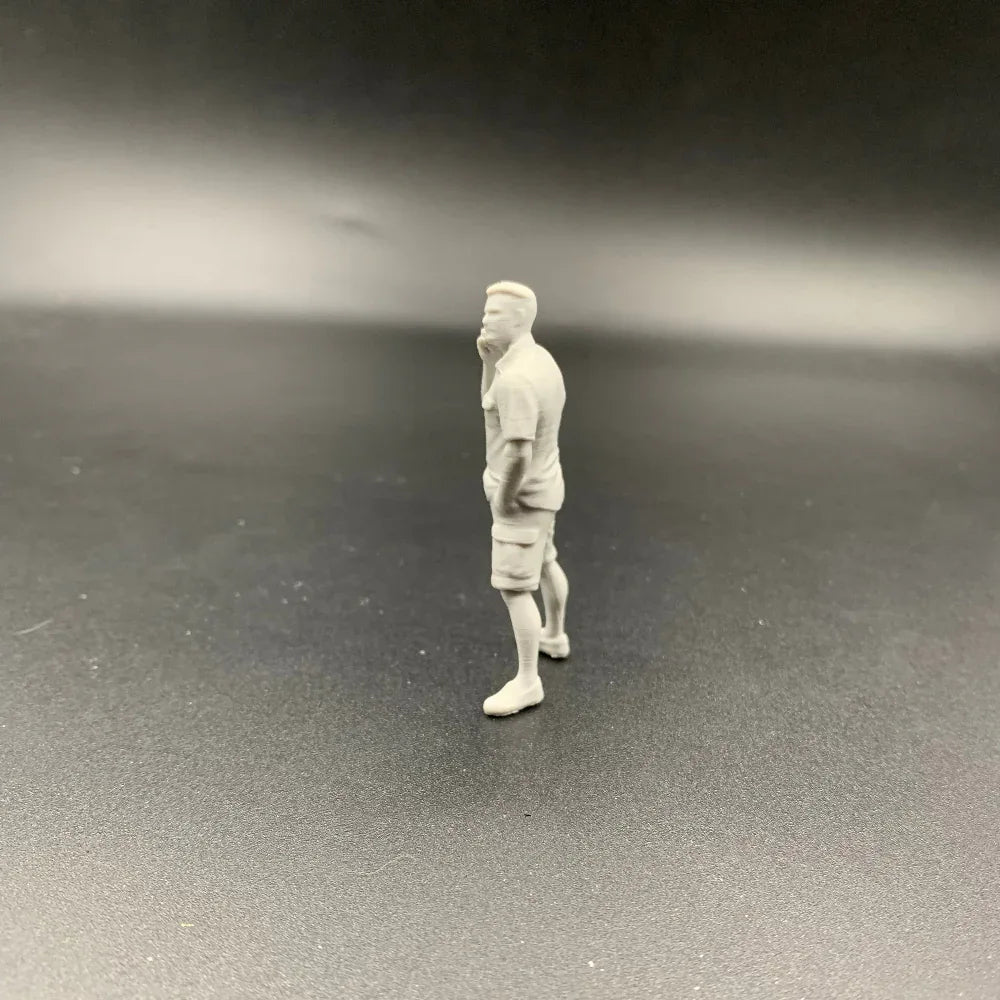 Casual Crew Figure – Using Phone – Summer Collection