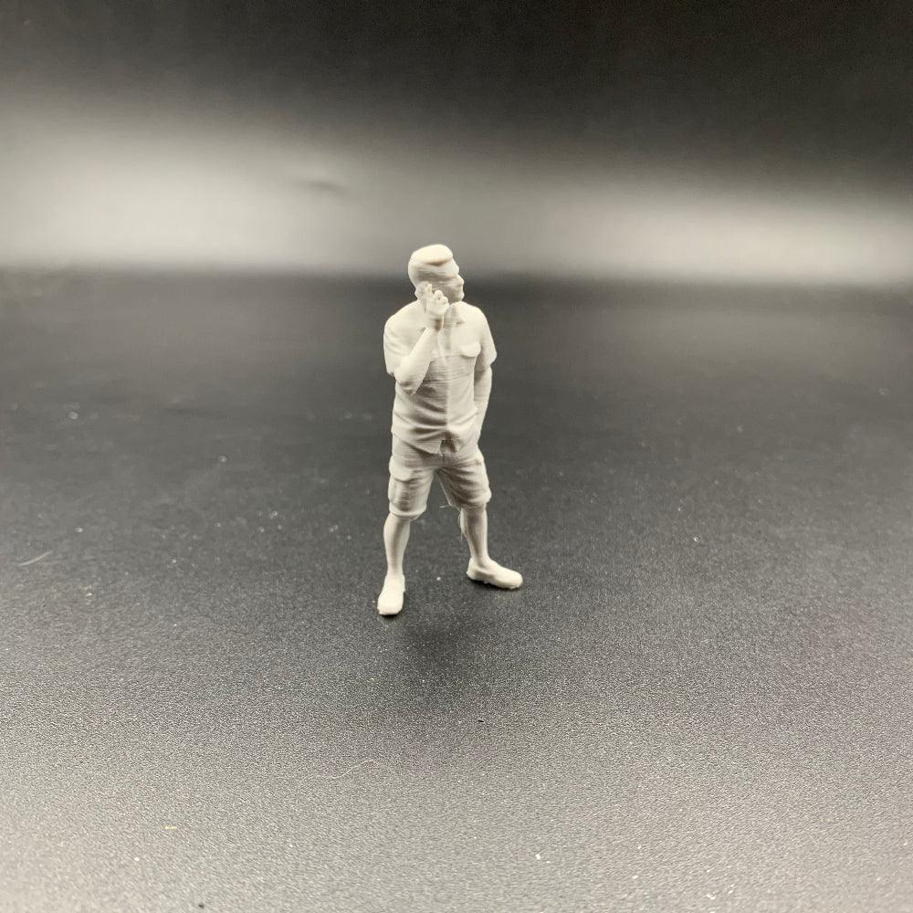 Casual Crew Figure – Using Phone – Summer Collection