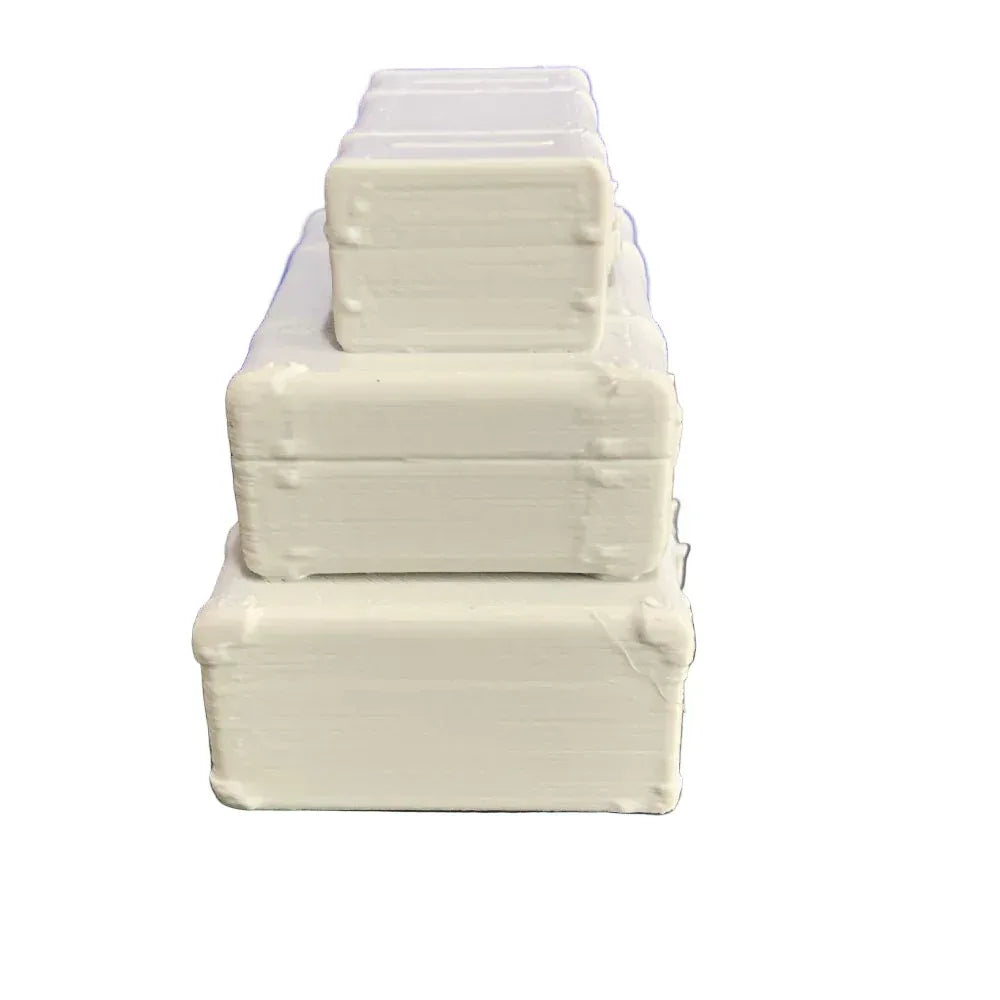Suitcase Stack for Dioramas - Model Realm