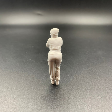 Female Crew Figure Leaning Forward model boats
