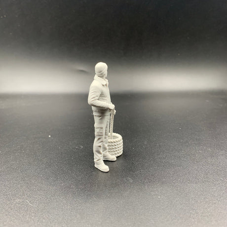 Fisherman with rope coil for model boats and dioramas