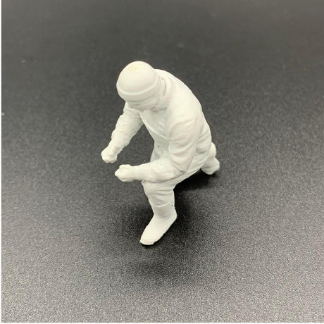 3D printed kneeling deckhand figure for model boat scenes