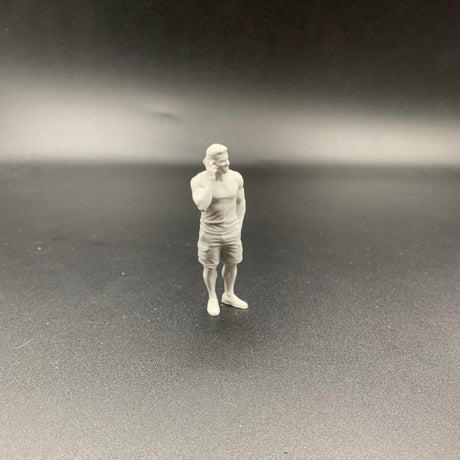 Muscular Crew Figure – Using Phone – Summer Collection 1/32 scale